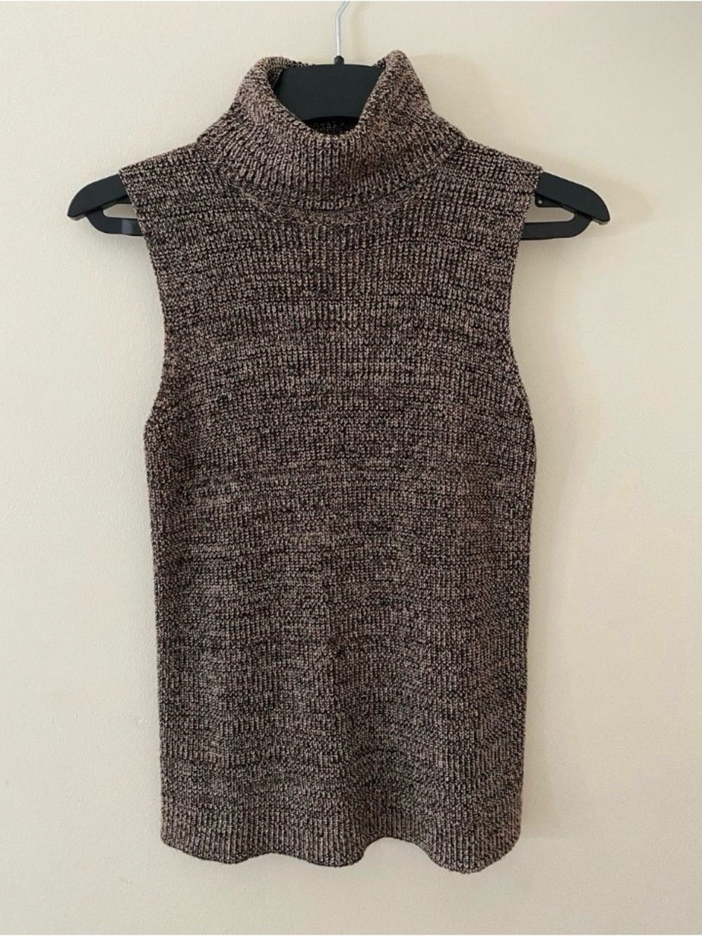 Ellen Tracy Silk Wool Blend  Sleeveless Turtleneck Sweater